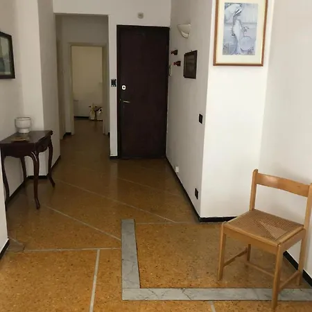 Family House With Large Terrace Close To The Sea Rapallo